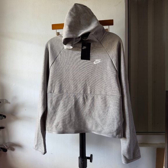 Nike Sweaters - NWT Nike Women Hoodie MEDIUM M  NSW Tech Fleece Pull Over  Bv4473-063